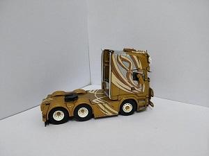 TEKNO TOMO 铸造模型卡车