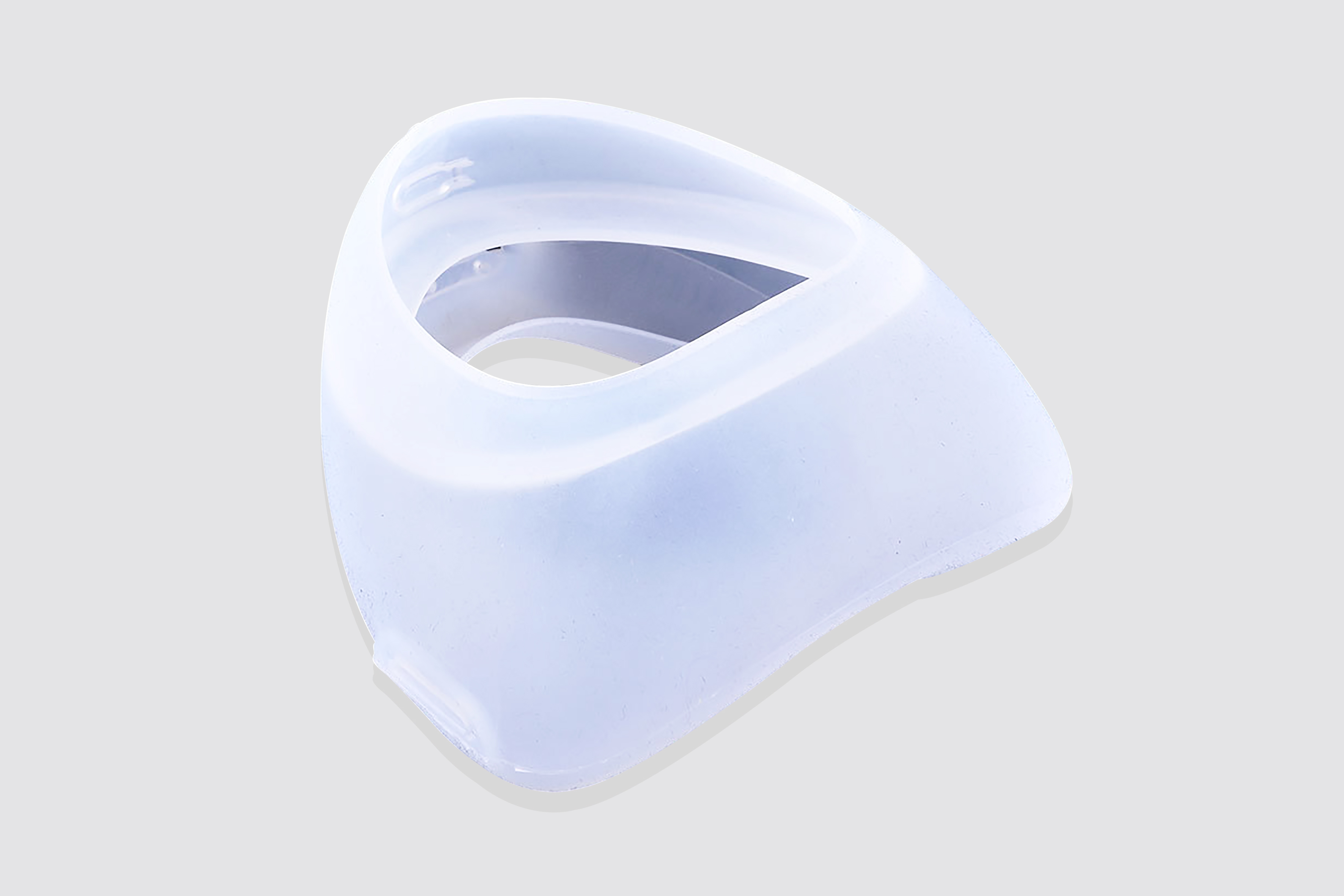 Disposable medical anesthesia silicone mask breathing face mask