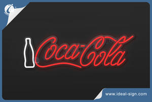 Coca Cola La Bebida De Precisión Signos Como La Pantalla De Almacén Beer Bar Pub