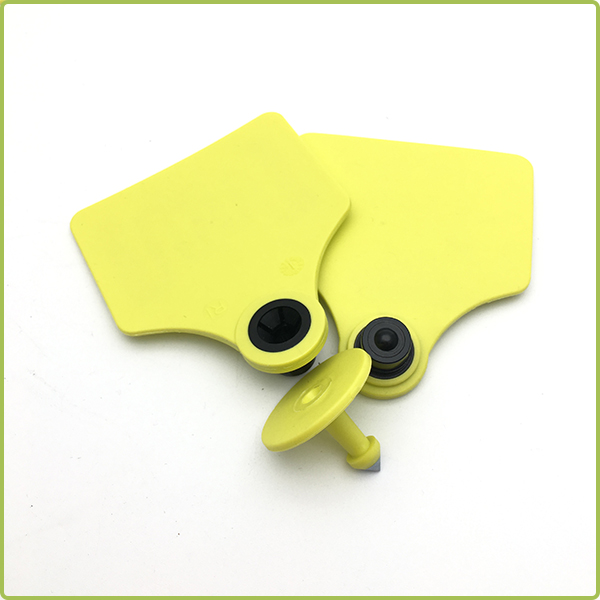 Factory Price UHF RFID Animal Ear Tag For Livestock Management