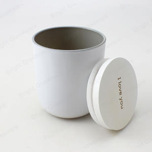 批发哑光白色剑桥玻璃蜡烛罐，带定制木制竹盖
