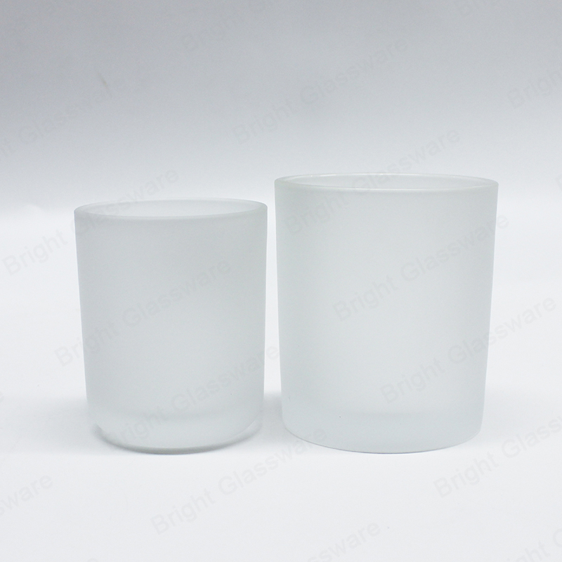China Manufacturer Frosted White Glass Candle Jar Empty for Home Decoration