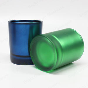 中国专业环保空回收哑光绿色玻璃蜡烛罐制造商