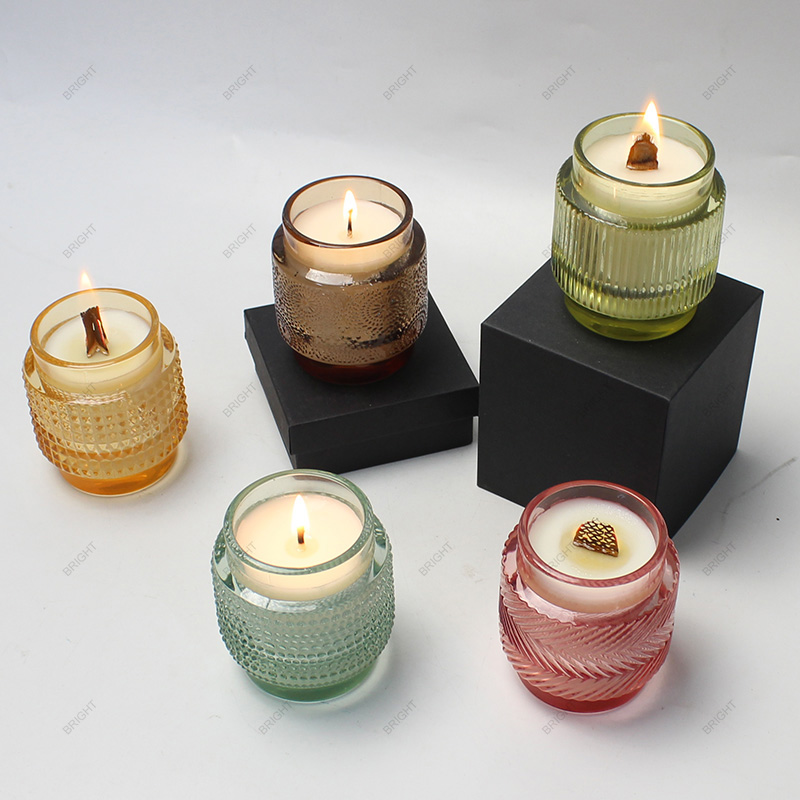高品质定制彩色浮雕玻璃蜡烛罐，带灯芯装饰