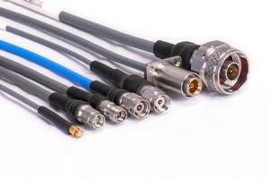Conjunto de cable RF flexible de alto rendimiento