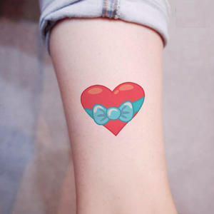 Dizajn naljepnica za tetovažu na Valentinovo