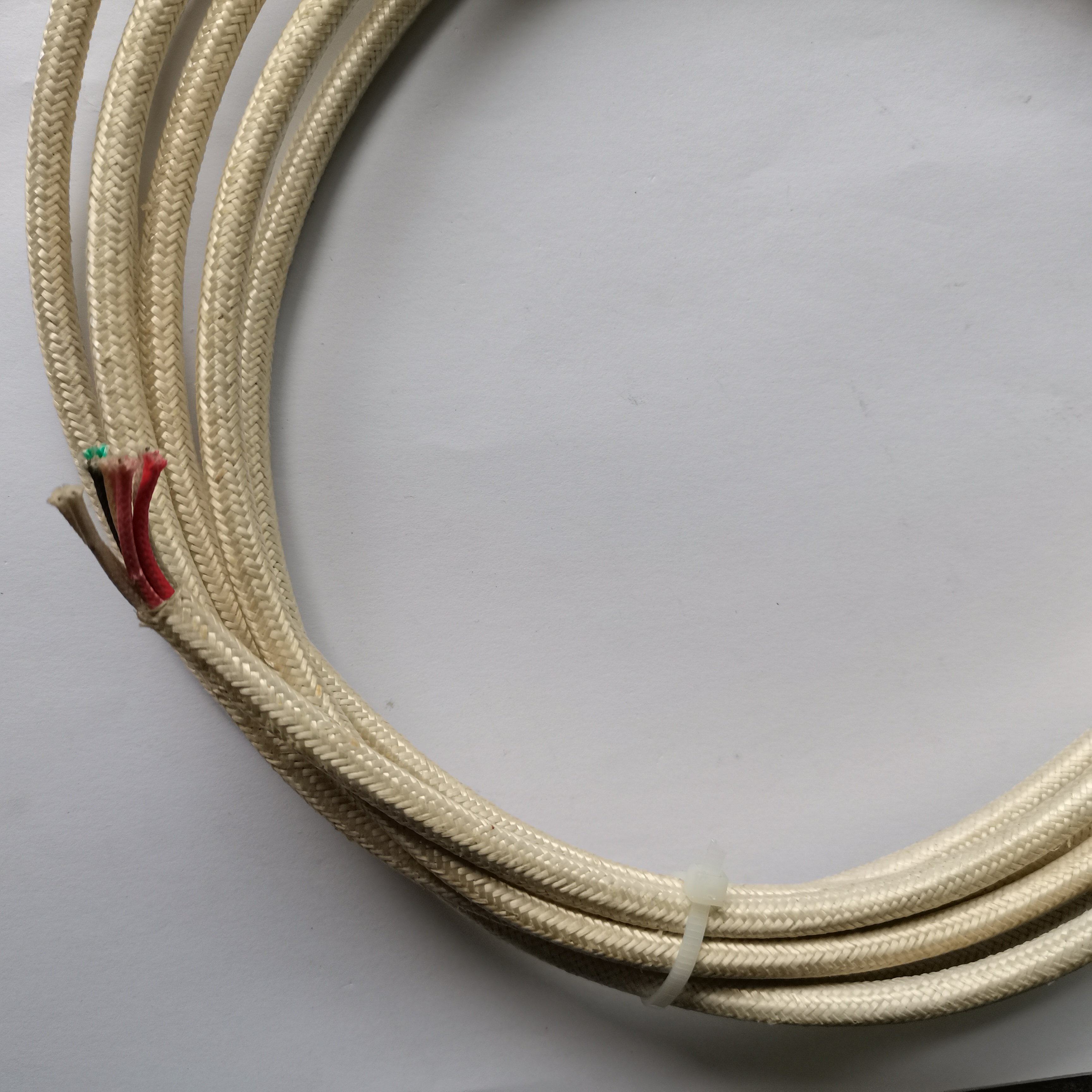 china customized special cable temperature resistant and robust Glass Fibre Cable