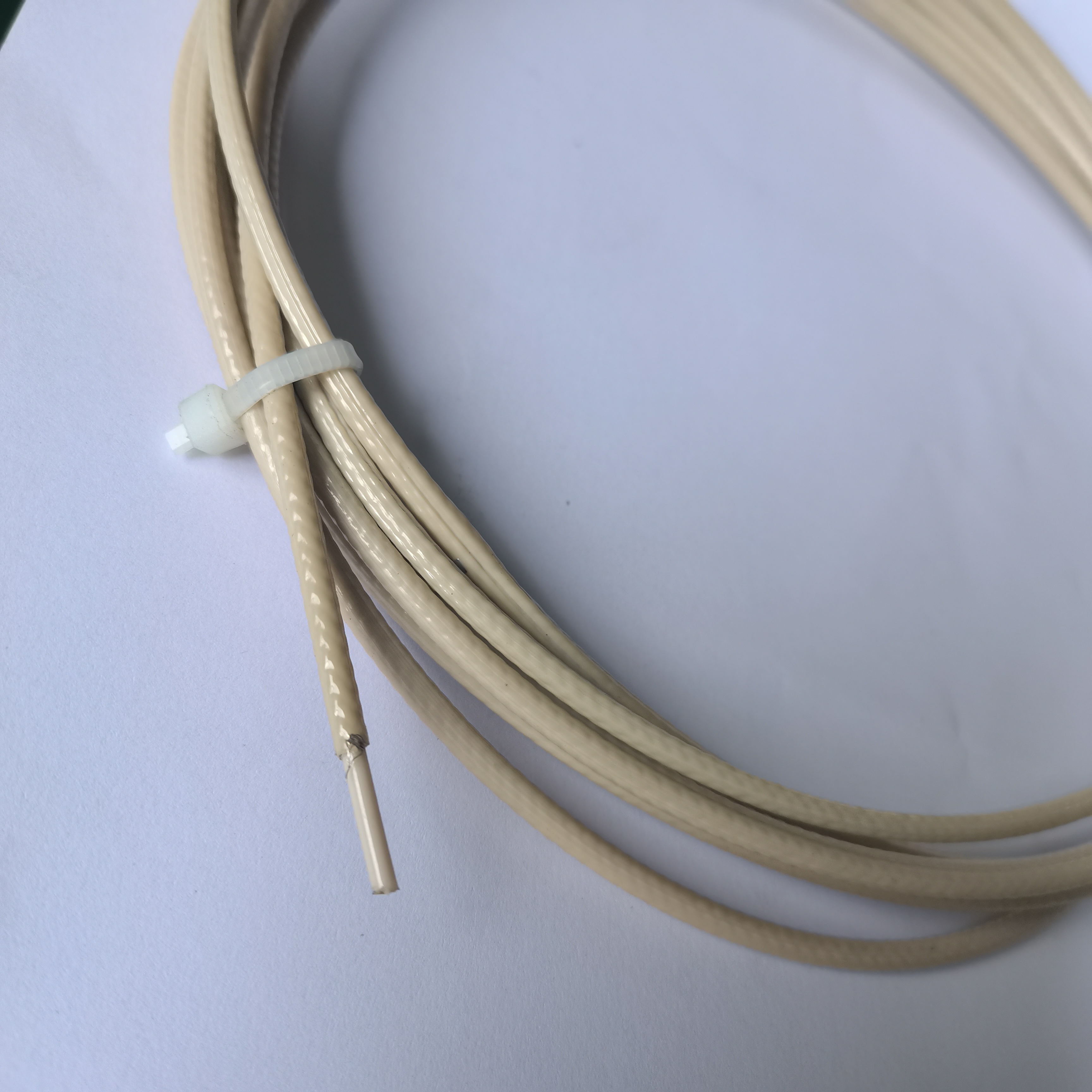 Radiation resistant  50ohm Coaxial cable for UHV, Radiation resistant cable for UHV,  Ultra High Vacuum Thermocouple wire cable, 33ohm Coaxial peek cable 