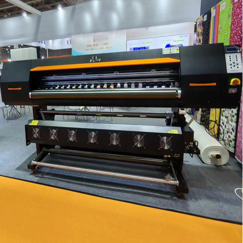 3.2 meter Wide format printing machine available for outdoor banner and other kind application