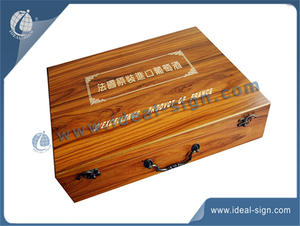 Wholesale custom made classical style pine wooden wine box for wine gift packing wholesale