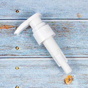 28 410 distributeur de pompe à lotion en plastique blanc en stock