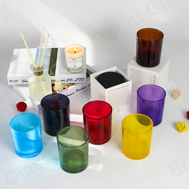 Coloridos frascos de velas de vidrio vacíos de lujo con tapas de metal para la decoración del hogar