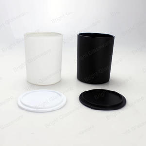 Bougie en bocal en verre noir mat de 8 oz et 15 oz avec couvercle de bougie en plastique pour la décoration de la maison