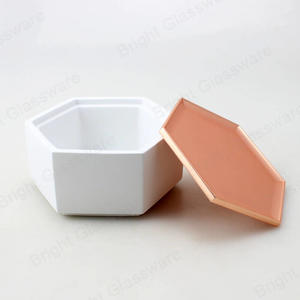 Nouveau design Pot de bougie en béton hexagonal blanc de luxe avec couvercle en cuivre