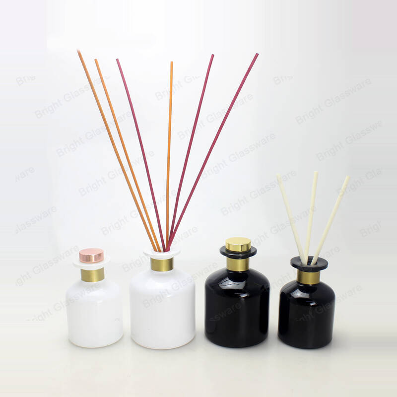 100ml 200ml noir blanc brillant verre Reed diffuseur flacon maison parfum avec bâtonnets et bouchon