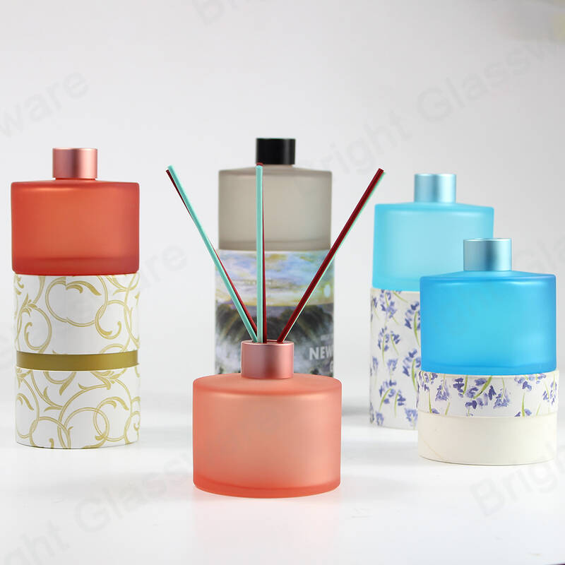 Venta al por mayor Fancy vacío 200ml nuevo diseño colorido esmerilado difusor botella con tapa y caja de regalo