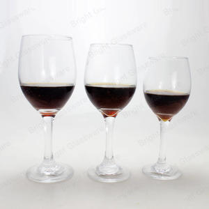 Copas de vino blanco y tinto de cristal sin plomo con tallo largo para la venta