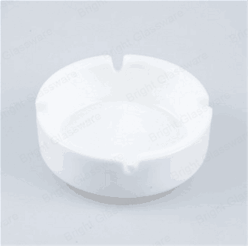 logo personnalisé 3,5-4 pouces rond porcelaine restaurant vaisselle cendrier en céramique blanc en gros