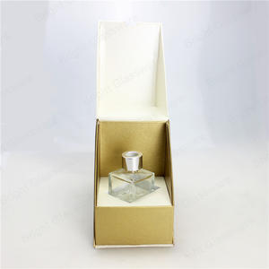Logotipo personalizado Caja cuadrada de perfume de cartón de papel con inserto EVA