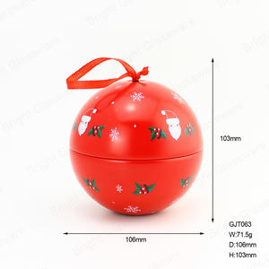 Forme de sphère Bougie en étain rouge pot 106mm * 103mm GJT063 avec motif personnalisé