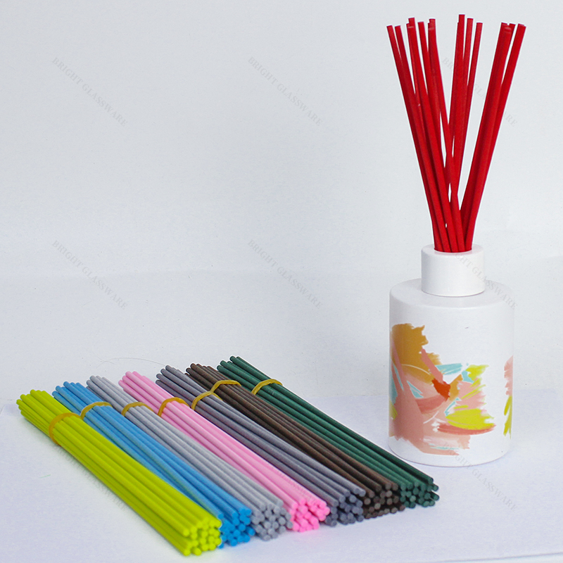 Échantillon gratuit Custom Color Natural Fiber Reed Diffuseur Sticks pour Air Fresher Aroma Oil