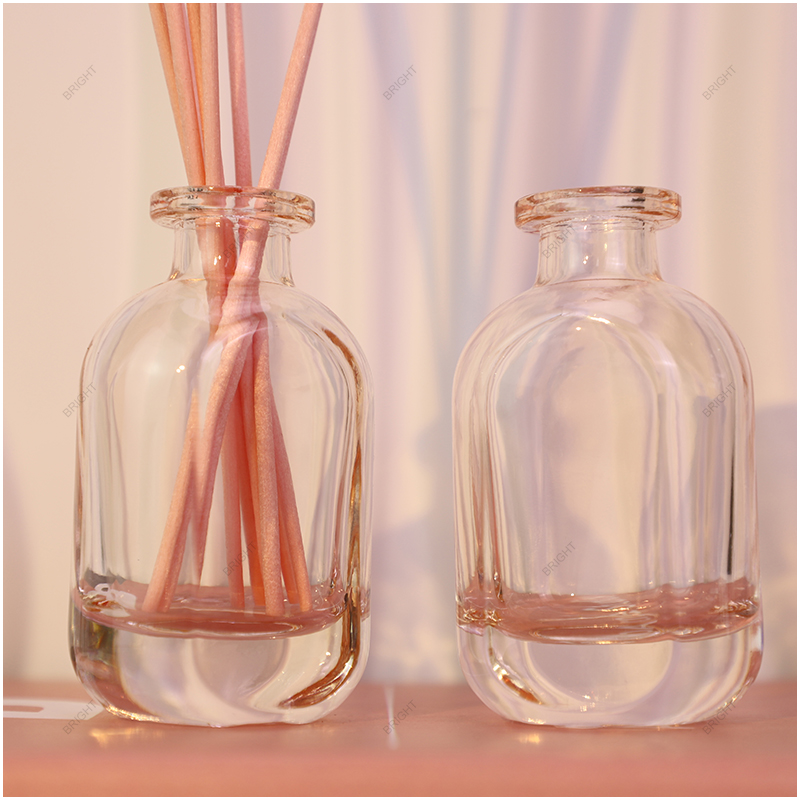 New Style Flat Rounded Corners 50ml Glass Diffuser Bottle with Sticks