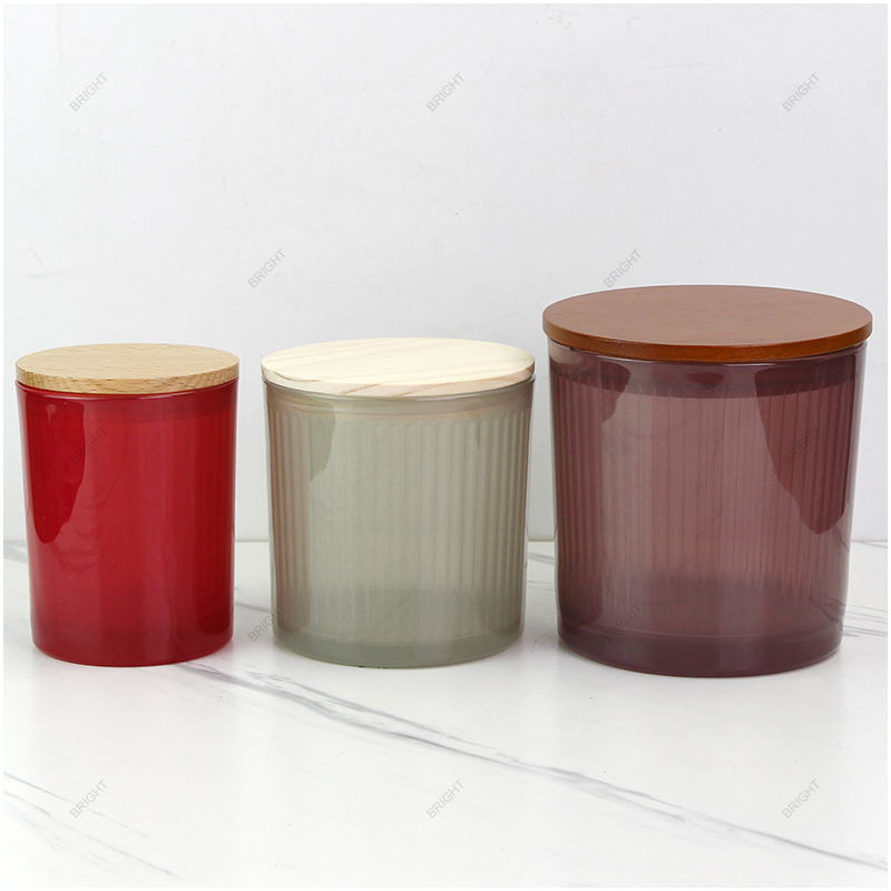 Factory Made Luxury Spray Color Inner Stripe Glass Candle Jar With Bamboo Wood Lid