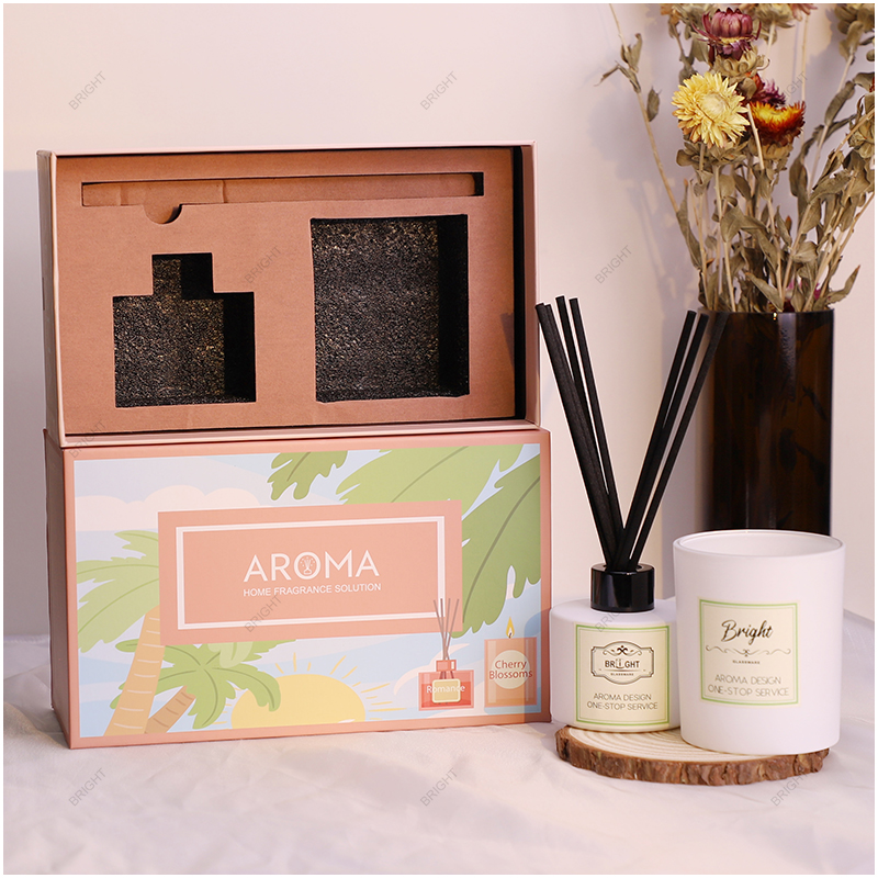 Free Sample Luxury Reed Diffuser Set With Fiber Sticks Spring Theme