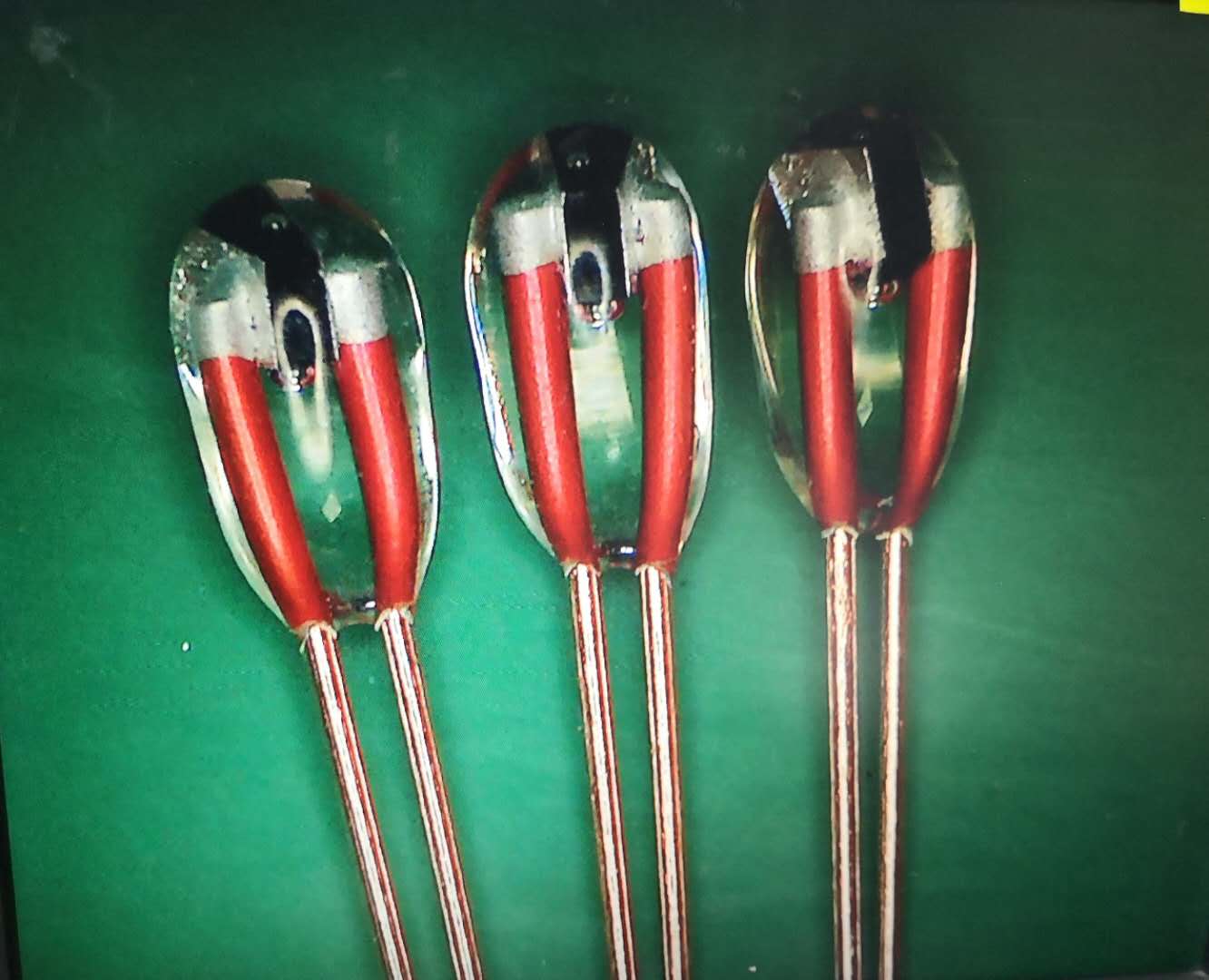 China GLASS ENCAPSULATED NTC THERMISTOR manufacturers