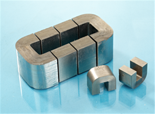 El núcleo c de acero al silicio tiene una alta potencia de salida y un tamaño pequeño.