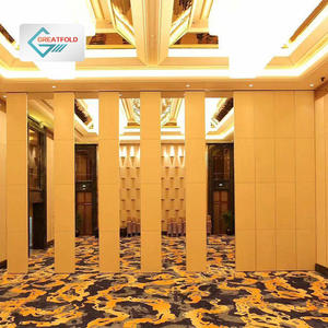 acoustic movable partition is often used in modern hotel design, especially in the lobby of restaurants. 