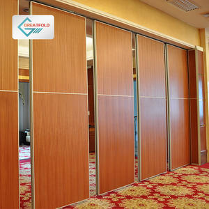 The current moving partition wall is powerful and incorporates many modern fashion elements.