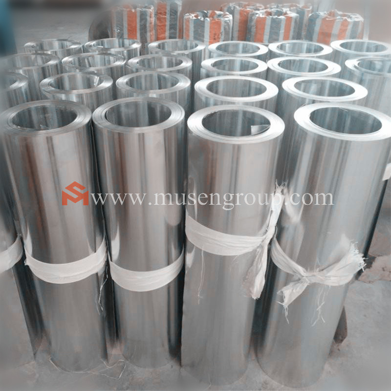 aluminum coils in small rolls are usually used for pipe insulation.