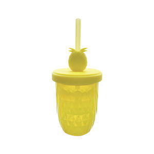 TT095 Pineapple Shape Drinking Cup | Silicone Cups With Lids