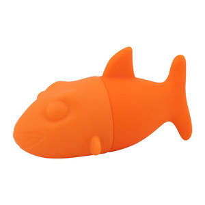 BA016 Silicone Bath Toys In Shark Shape