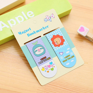 These cute little magnetic bookmark clasps are fixed by magnets.