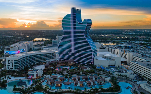 Project Review-The Seminole Hard Rock Hotel & Casino | Glass Railing