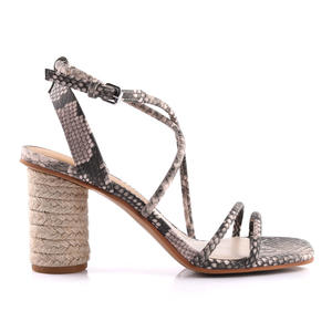 Strappy Heeled Sandal With Squared Toe Women Shoes Manufactures 