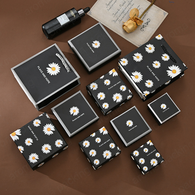Custom Pattern Black Gift Box Supplier Bridesmaid Proposal Box For Presents