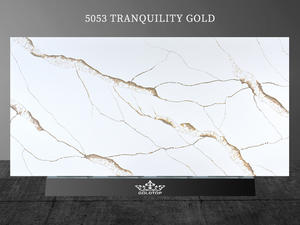 Calacatta White Quartz Tranquility Zlaté kameny Factory Velkoobchod