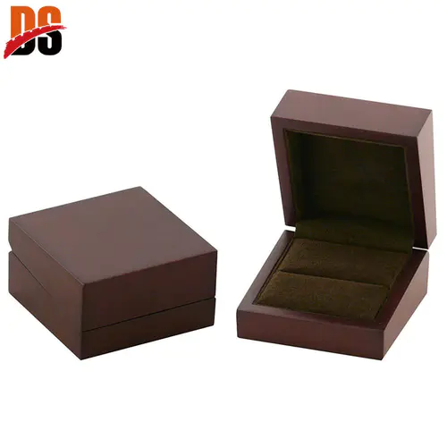 DSRB-001 Wooden High Gloss Lacquer Brown Square Matching Ring Box