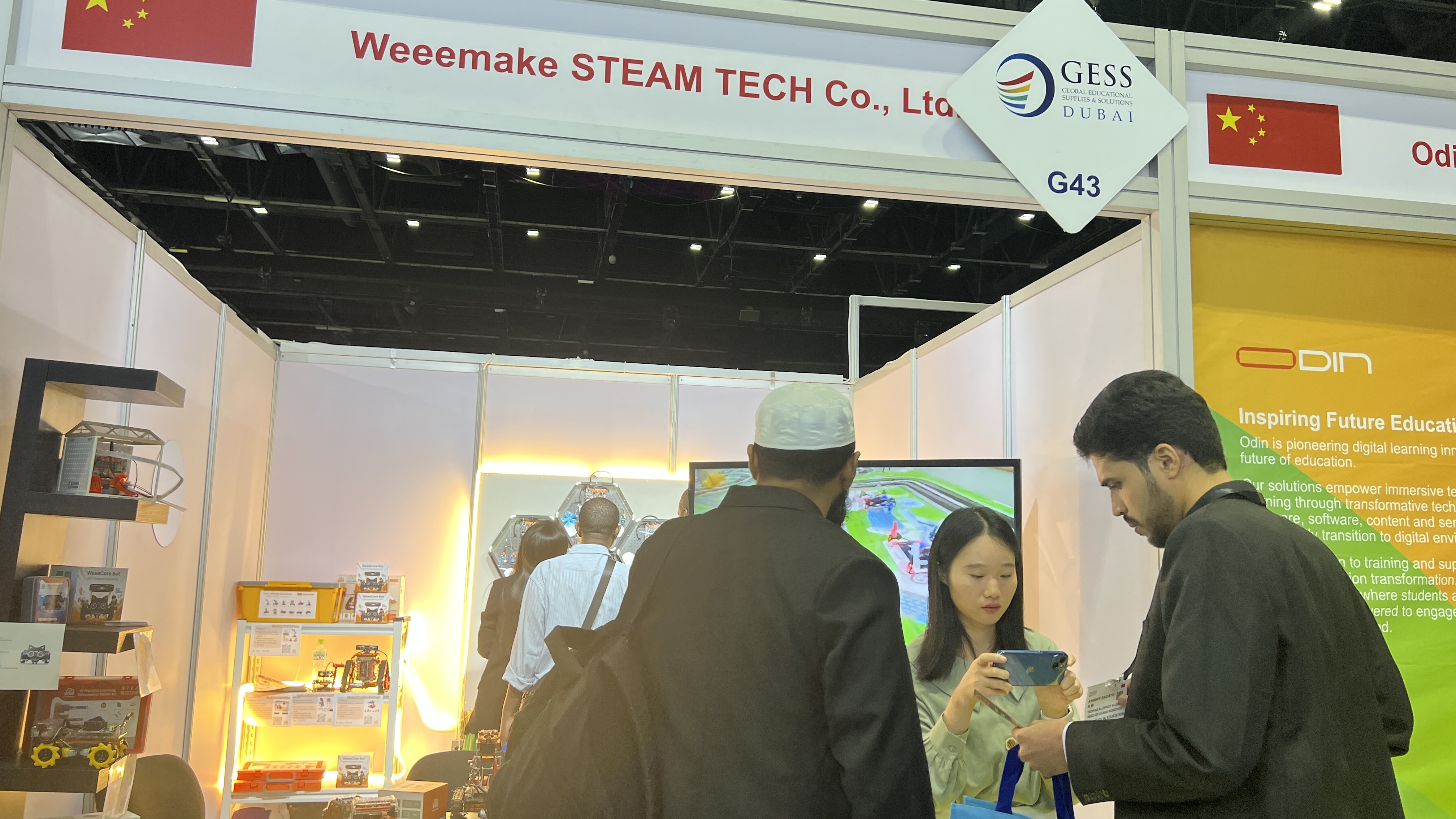 Weeemake демонстрирует на выставке GESS Dubai 2023 инновационные образовательные решения STEAM