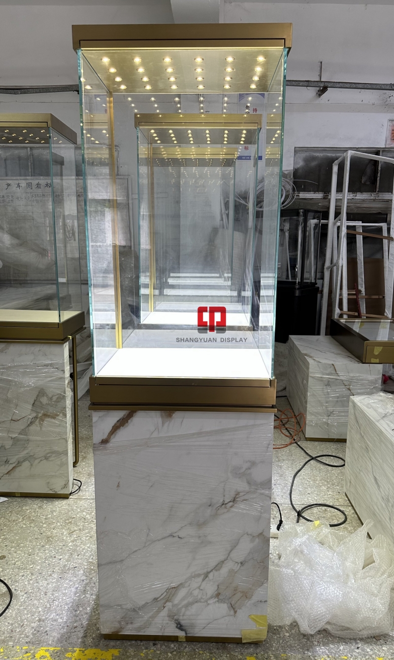 Luxury jewelry tall cabinet display