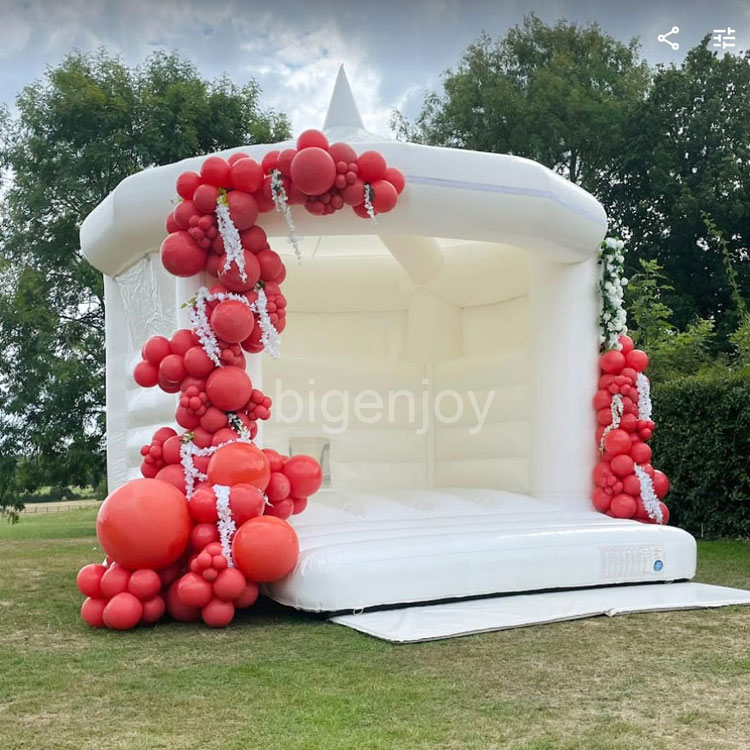 Inflatable White Castle For Wedding White Bounce House White Inflatable Wedding Castle