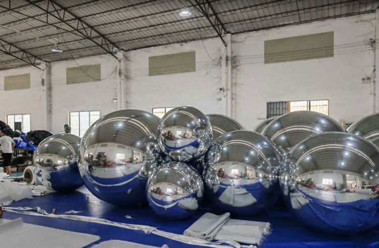 Silver Inflatable Mirror Ball PVC Chrome Inflatable Mirror Ball For Decoration