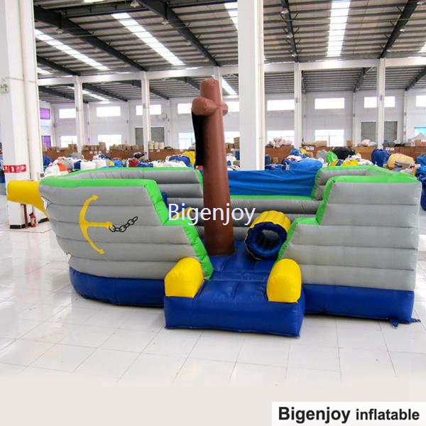Exciting Inflatable Pirate Boat Bright Color Inflatable Boat For Children